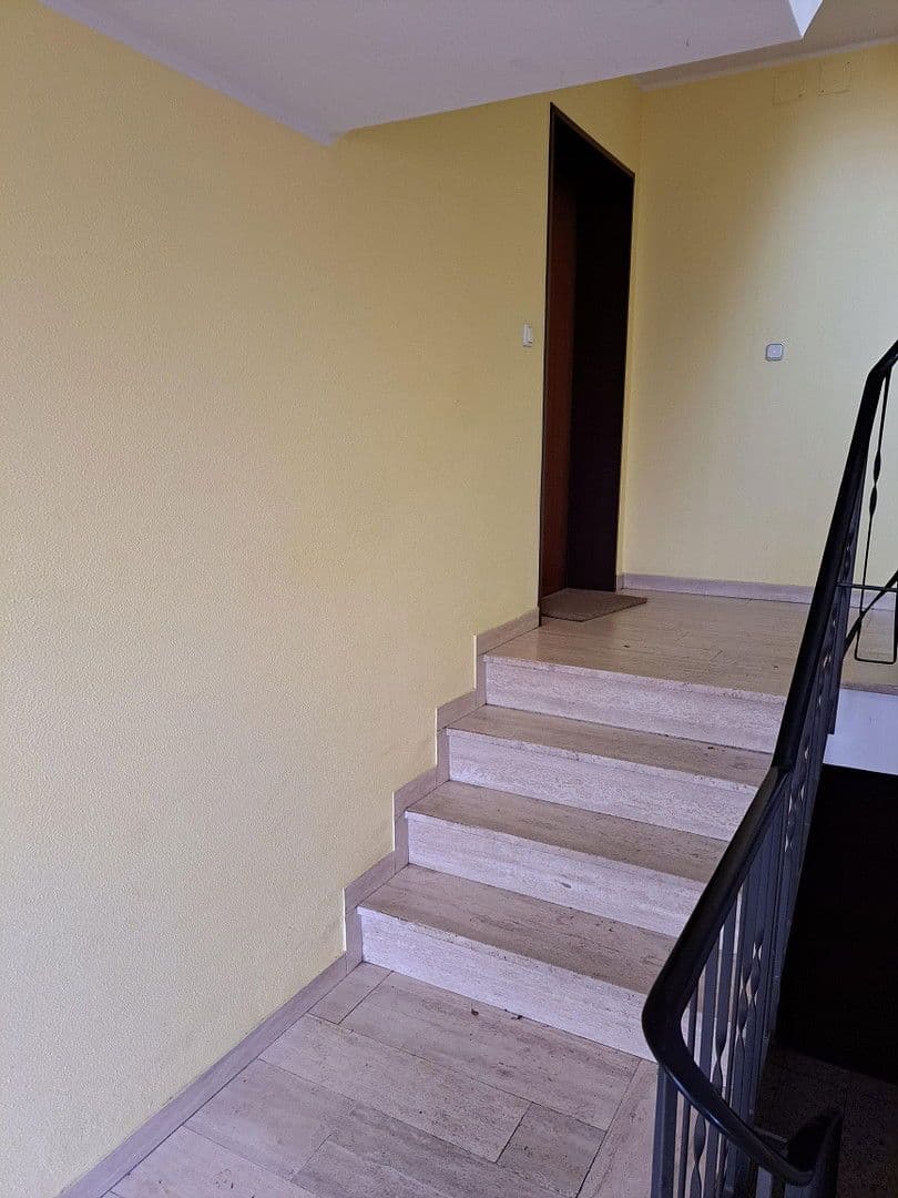 Prodej bytu 3+1 92 m², Hollerweg 13, Gröbenzell, Bavorsko Prodej bytu 3+1 92 m², Hollerweg 13, Gröbenzell, Bavorsko