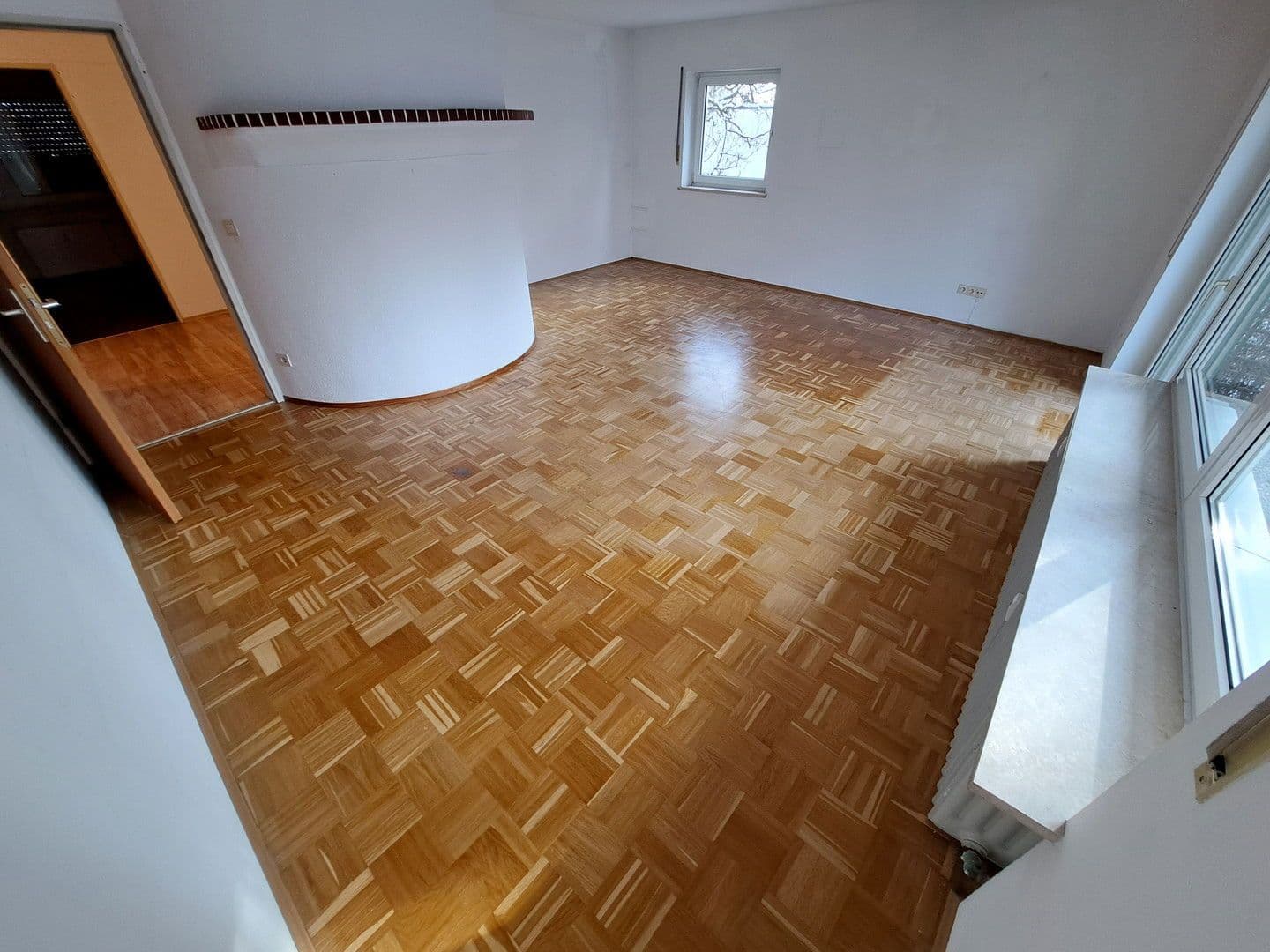 Prodej bytu 3+1 92 m², Hollerweg 13, Gröbenzell, Bavorsko Prodej bytu 3+1 92 m², Hollerweg 13, Gröbenzell, Bavorsko