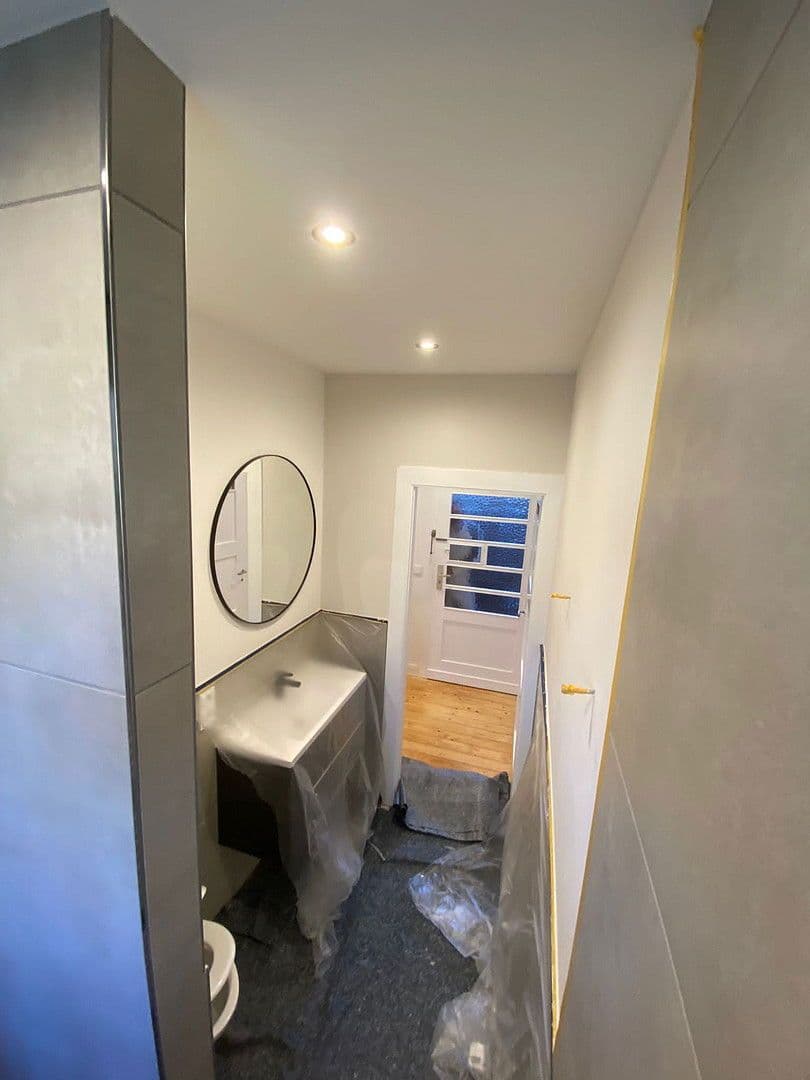 Pronájem bytu 3+1 68 m², Neuenhainer Str., Frankfurt, Hessen Pronájem bytu 3+1 68 m², Neuenhainer Str., Frankfurt, Hessen