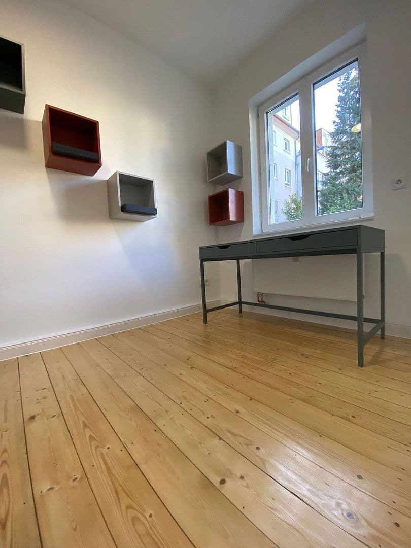 Pronájem bytu 3+1 68 m², Neuenhainer Str., Frankfurt, Hessen Pronájem bytu 3+1 68 m², Neuenhainer Str., Frankfurt, Hessen