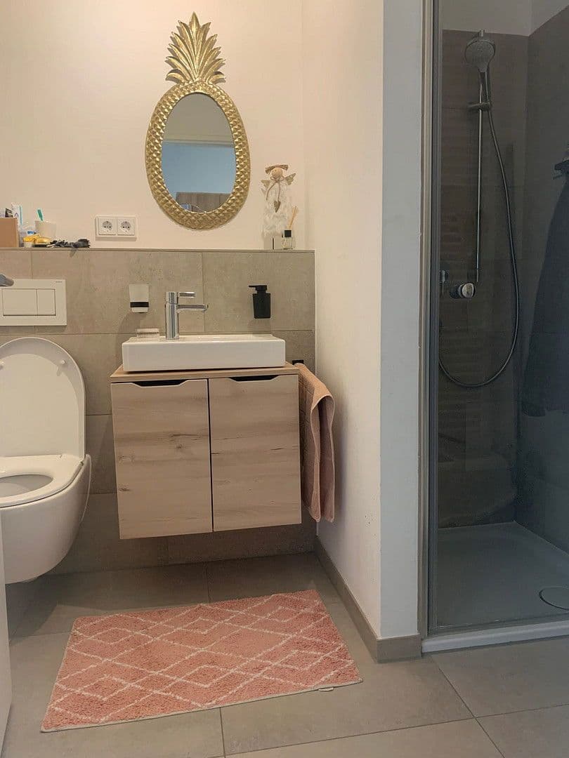 Prodej bytu 5+1 143 m², Relingstr. 20, Berlin, Berlín Prodej bytu 5+1 143 m², Relingstr. 20, Berlin, Berlín