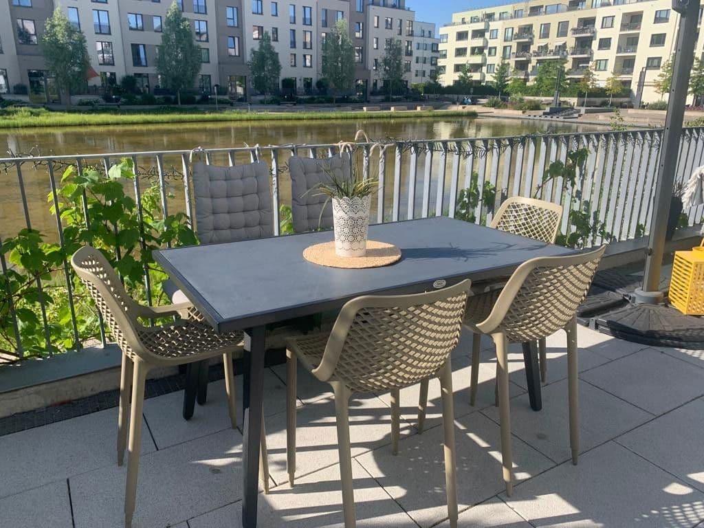 Prodej bytu 5+1 143 m², Relingstr. 20, Berlin, Berlín Prodej bytu 5+1 143 m², Relingstr. 20, Berlin, Berlín