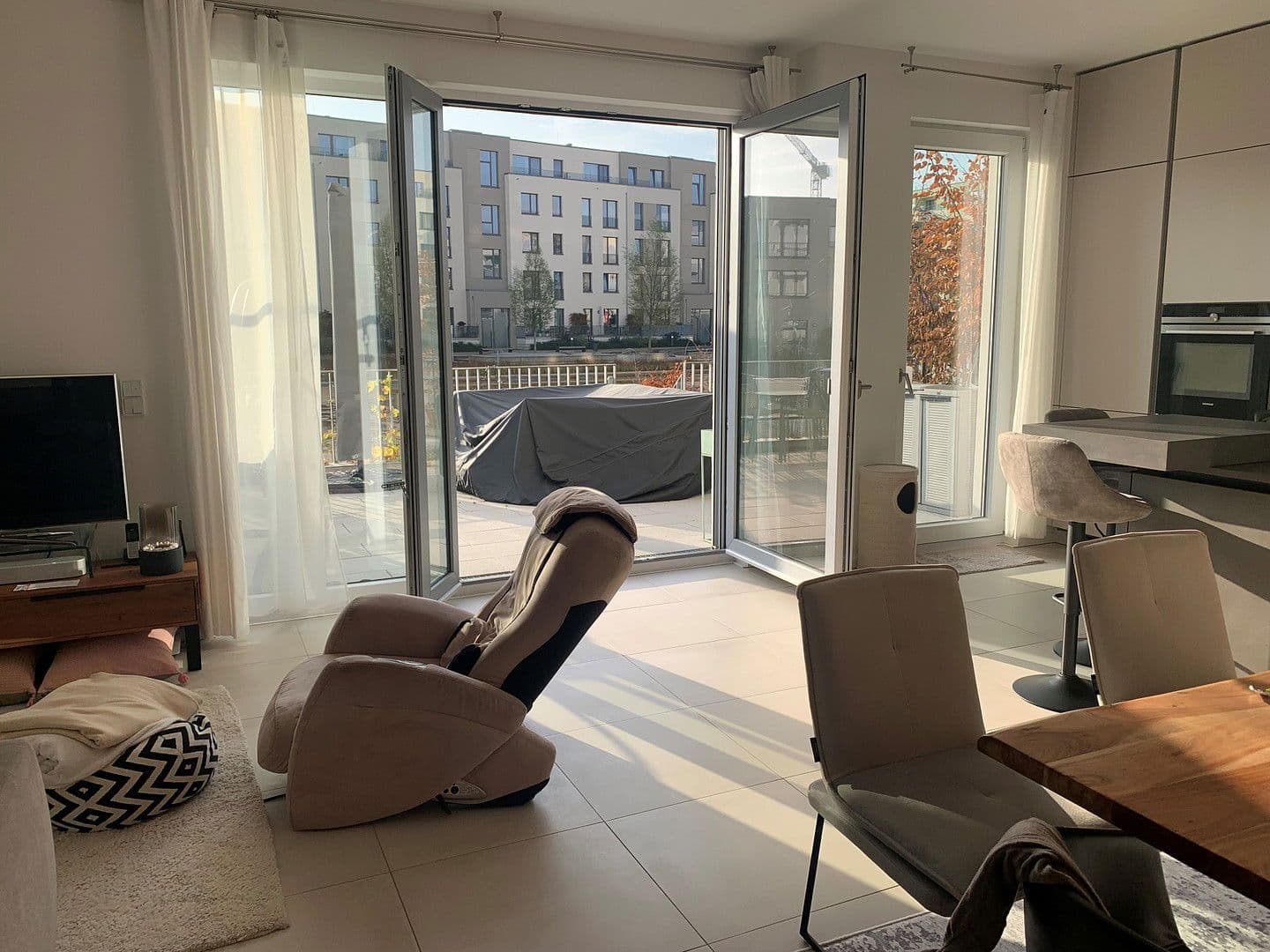 Prodej bytu 5+1 143 m², Relingstr. 20, Berlin, Berlín Prodej bytu 5+1 143 m², Relingstr. 20, Berlin, Berlín