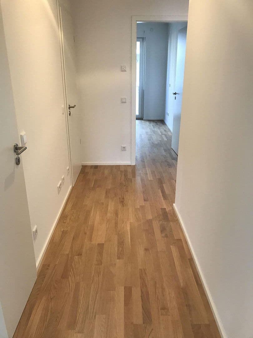 Pronájem bytu 3+1 82 m², Regensburg, Bavorsko Pronájem bytu 3+1 82 m², Regensburg, Bavorsko