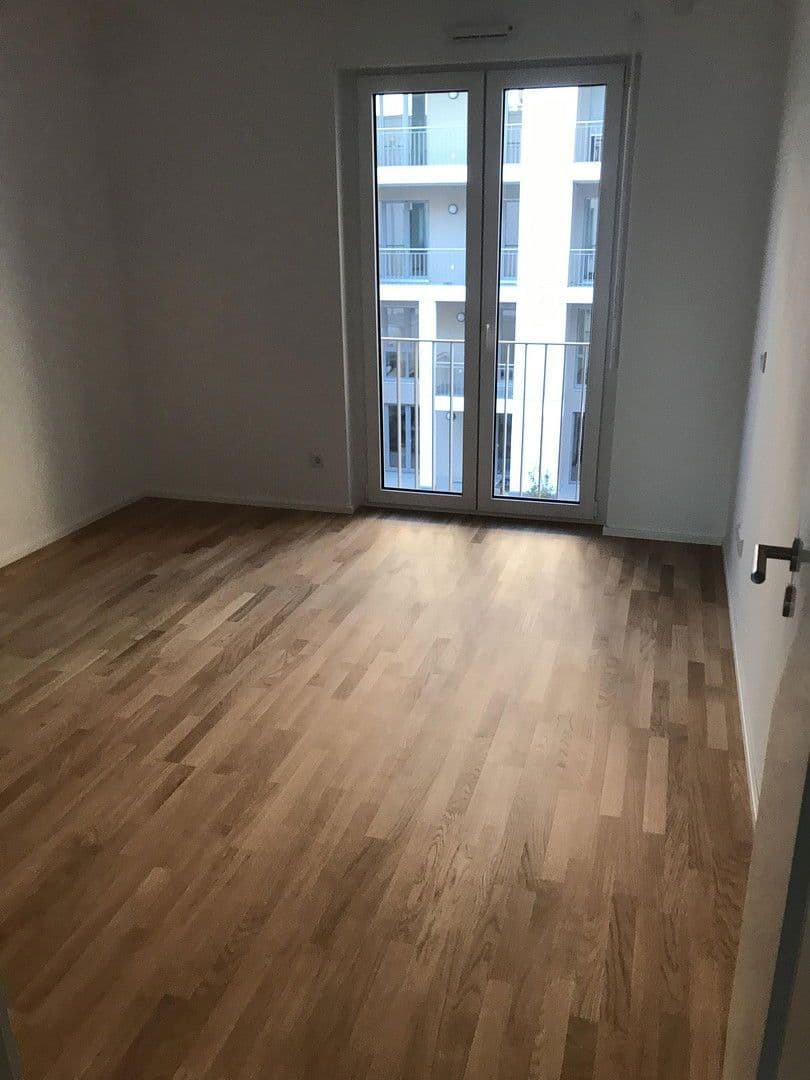 Pronájem bytu 3+1 82 m², Regensburg, Bavorsko Pronájem bytu 3+1 82 m², Regensburg, Bavorsko