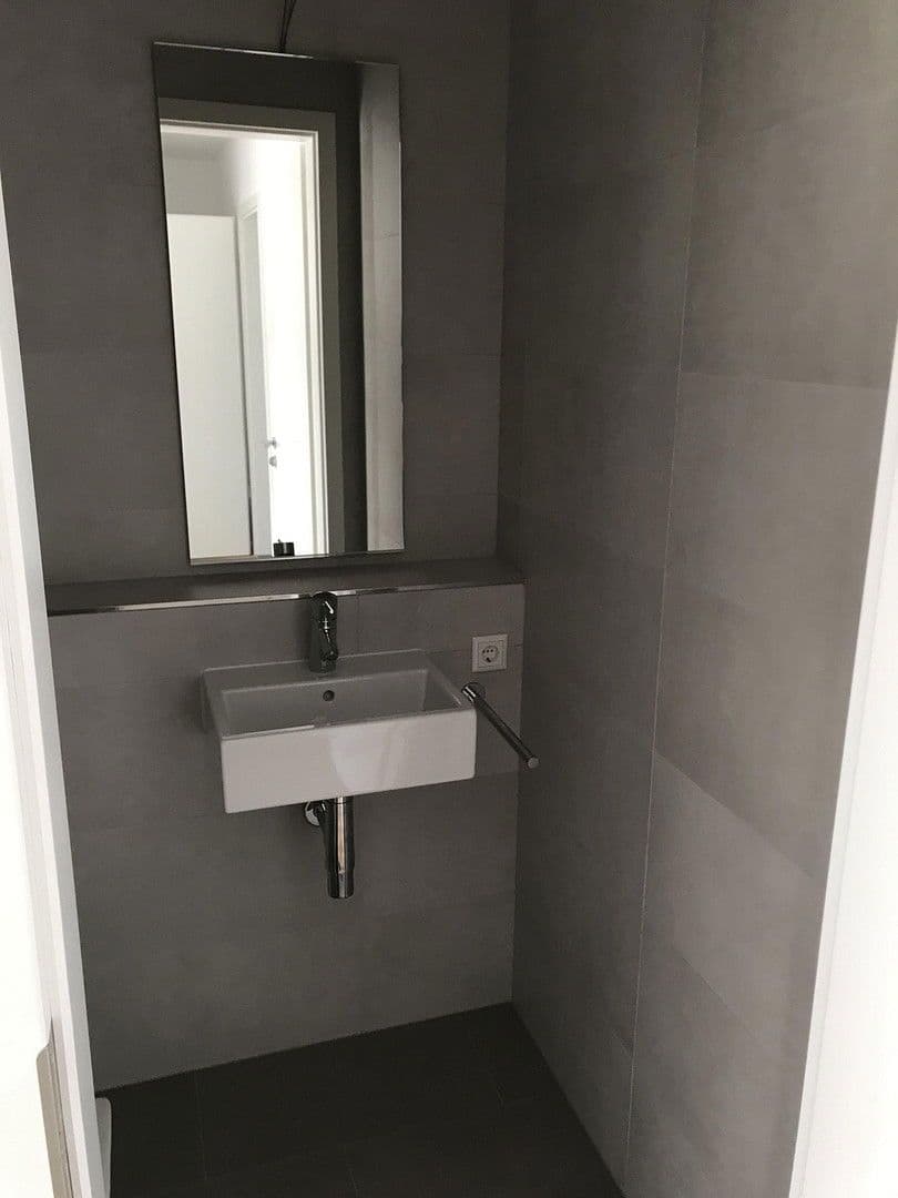 Pronájem bytu 3+1 82 m², Regensburg, Bavorsko Pronájem bytu 3+1 82 m², Regensburg, Bavorsko