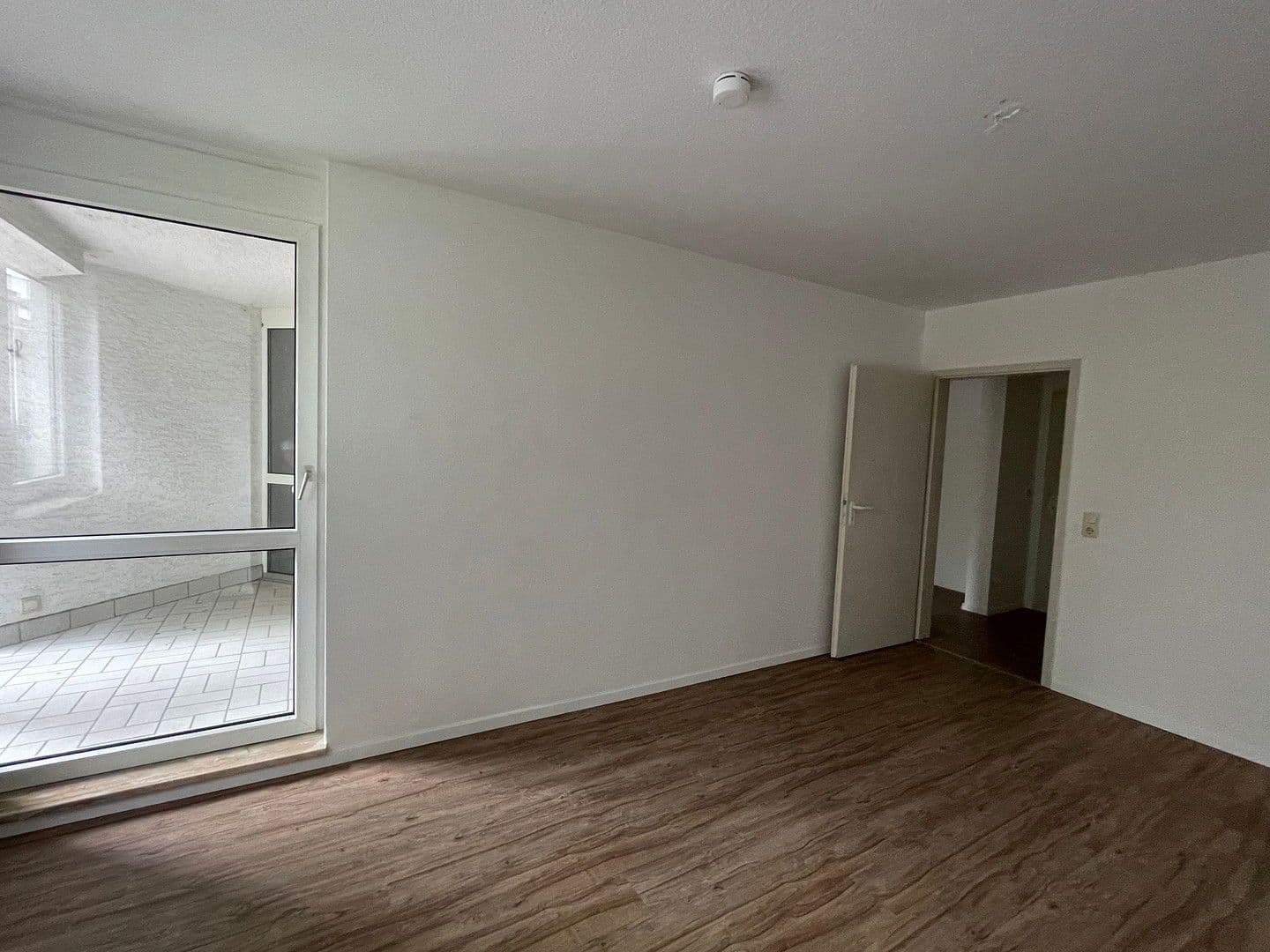 Pronájem bytu 2+1 56 m², Dietzenbach, Hessen Pronájem bytu 2+1 56 m², Dietzenbach, Hessen