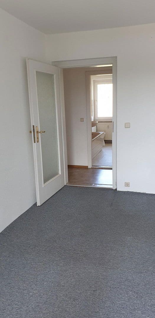 Pronájem bytu 5+1 110 m², Nordstr. 58d, Saský Jindřichov, Sasko Pronájem bytu 5+1 110 m², Nordstr. 58d, Saský Jindřichov, Sasko