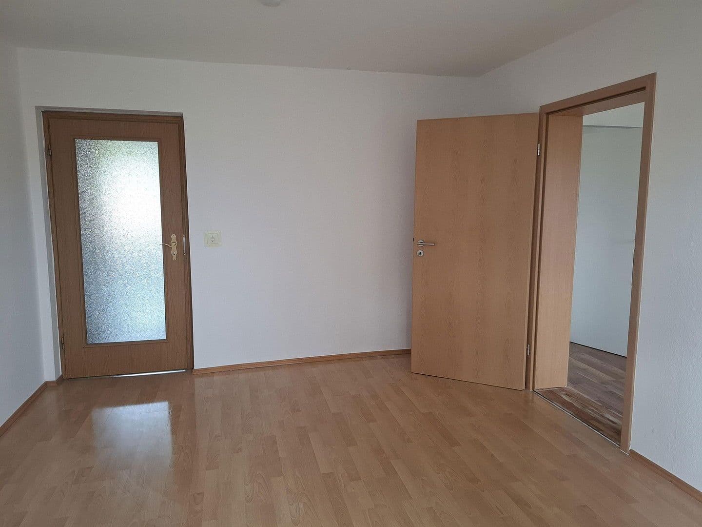 Pronájem bytu 5+1 110 m², Nordstr. 58d, Saský Jindřichov, Sasko Pronájem bytu 5+1 110 m², Nordstr. 58d, Saský Jindřichov, Sasko