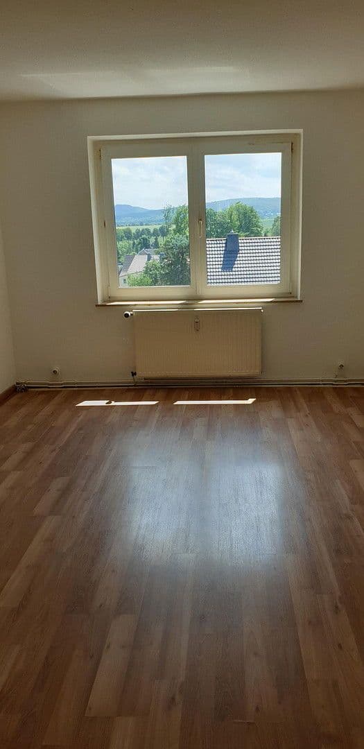 Pronájem bytu 5+1 110 m², Nordstr. 58d, Saský Jindřichov, Sasko Pronájem bytu 5+1 110 m², Nordstr. 58d, Saský Jindřichov, Sasko