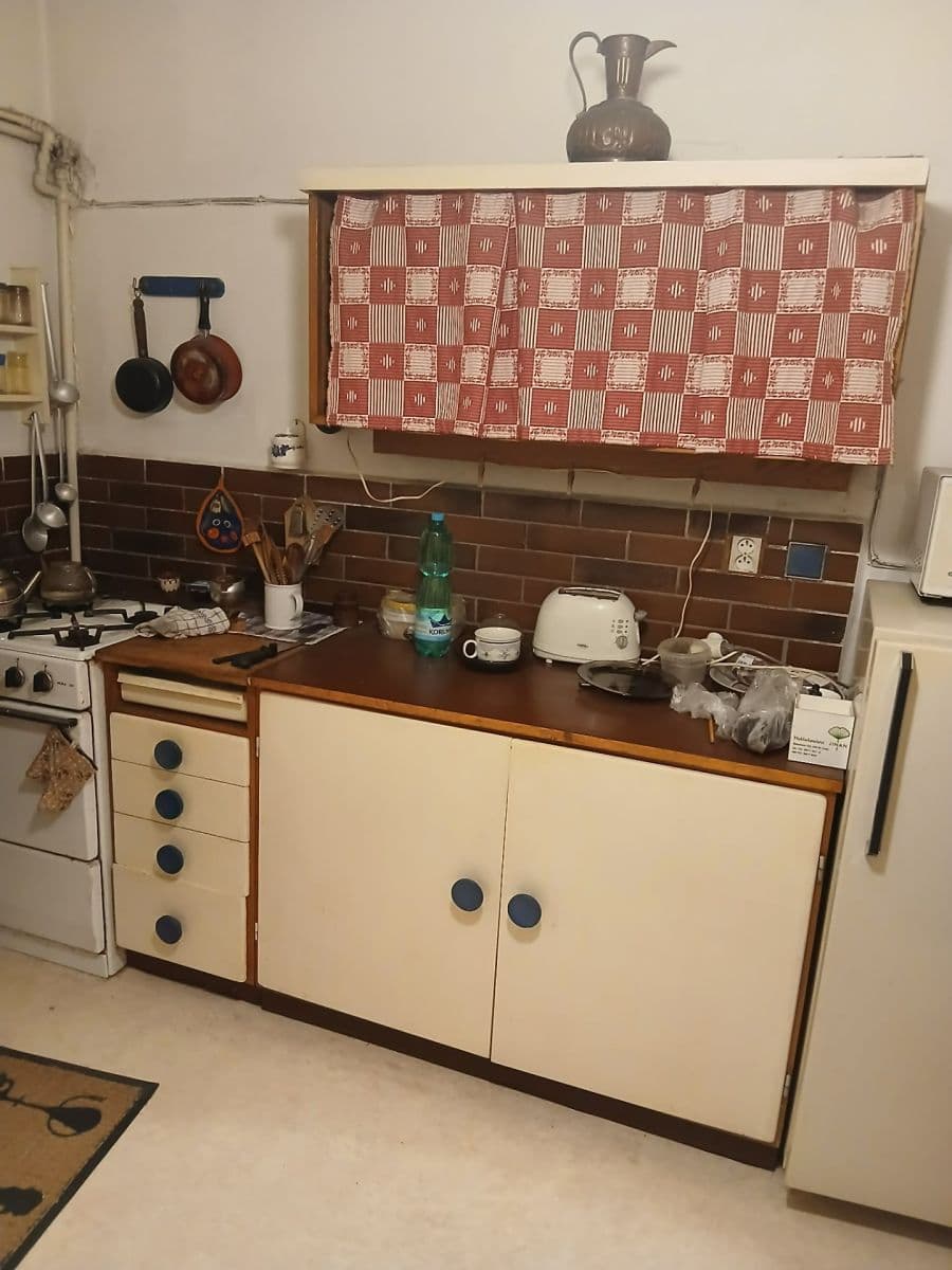 Pronájem bytu 1+1 43 m², Pod Strojírnami, Praha, Praha Pronájem bytu 1+1 43 m², Pod Strojírnami, Praha, Praha