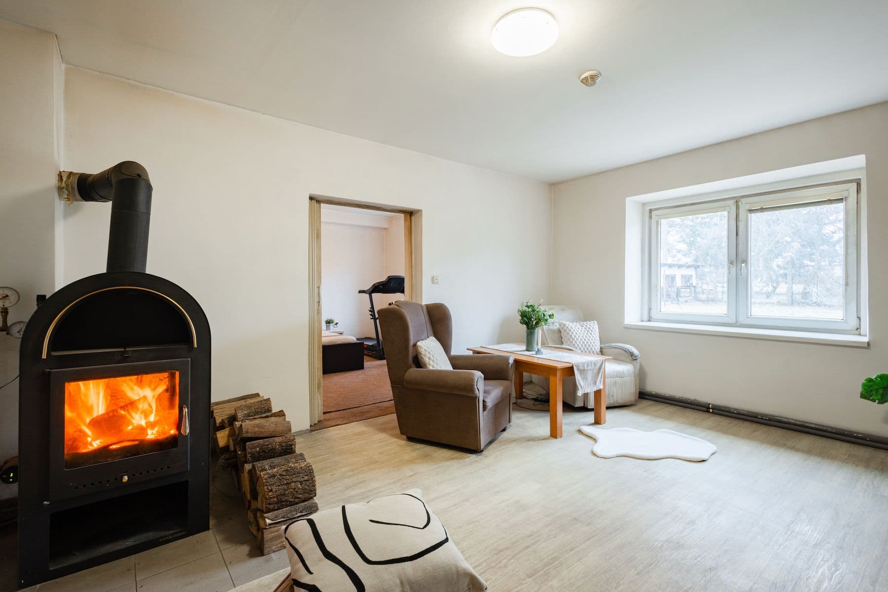 Prodej domu 85 m², pozemek 1.200 m², Krátká, Jesenice, Středočeský kraj Prodej domu 85 m², pozemek 1.200 m², Krátká, Jesenice, Středočeský kraj