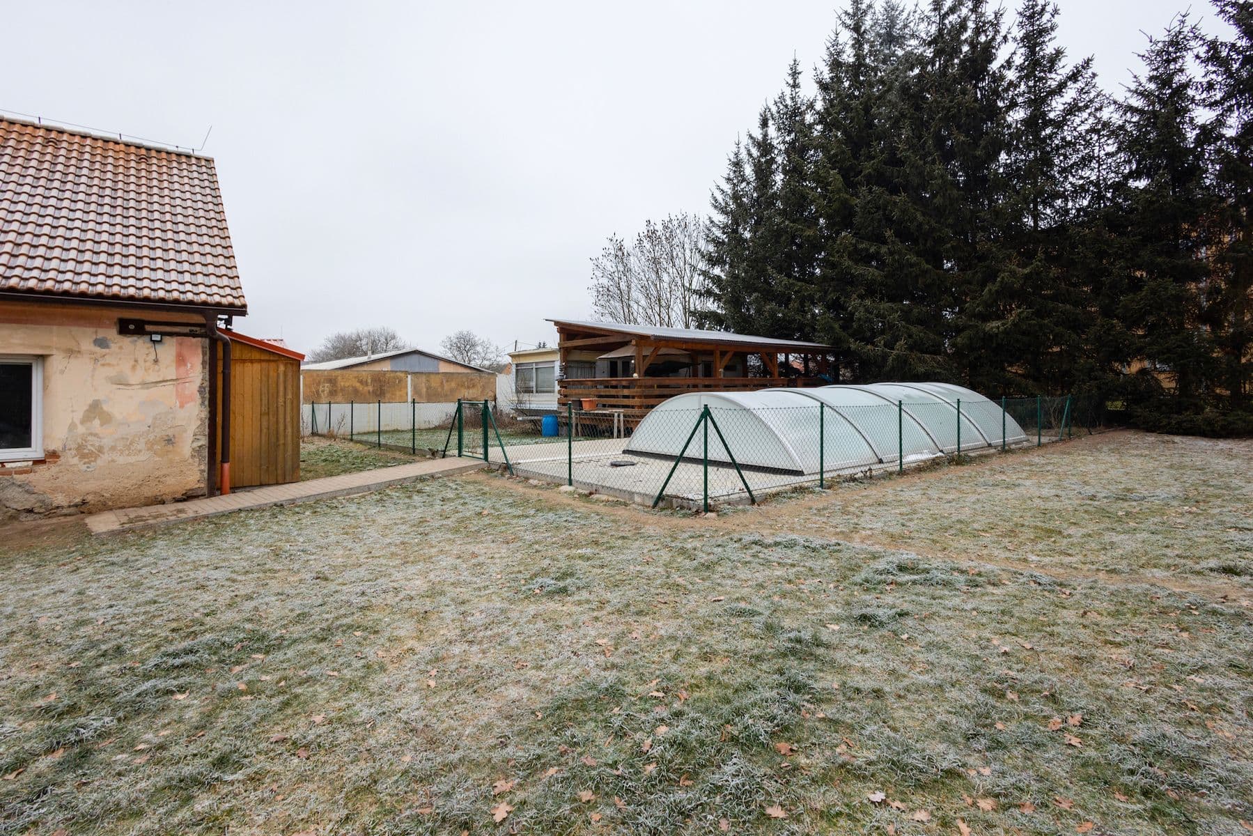 Prodej domu 85 m², pozemek 1.200 m², Krátká, Jesenice, Středočeský kraj Prodej domu 85 m², pozemek 1.200 m², Krátká, Jesenice, Středočeský kraj