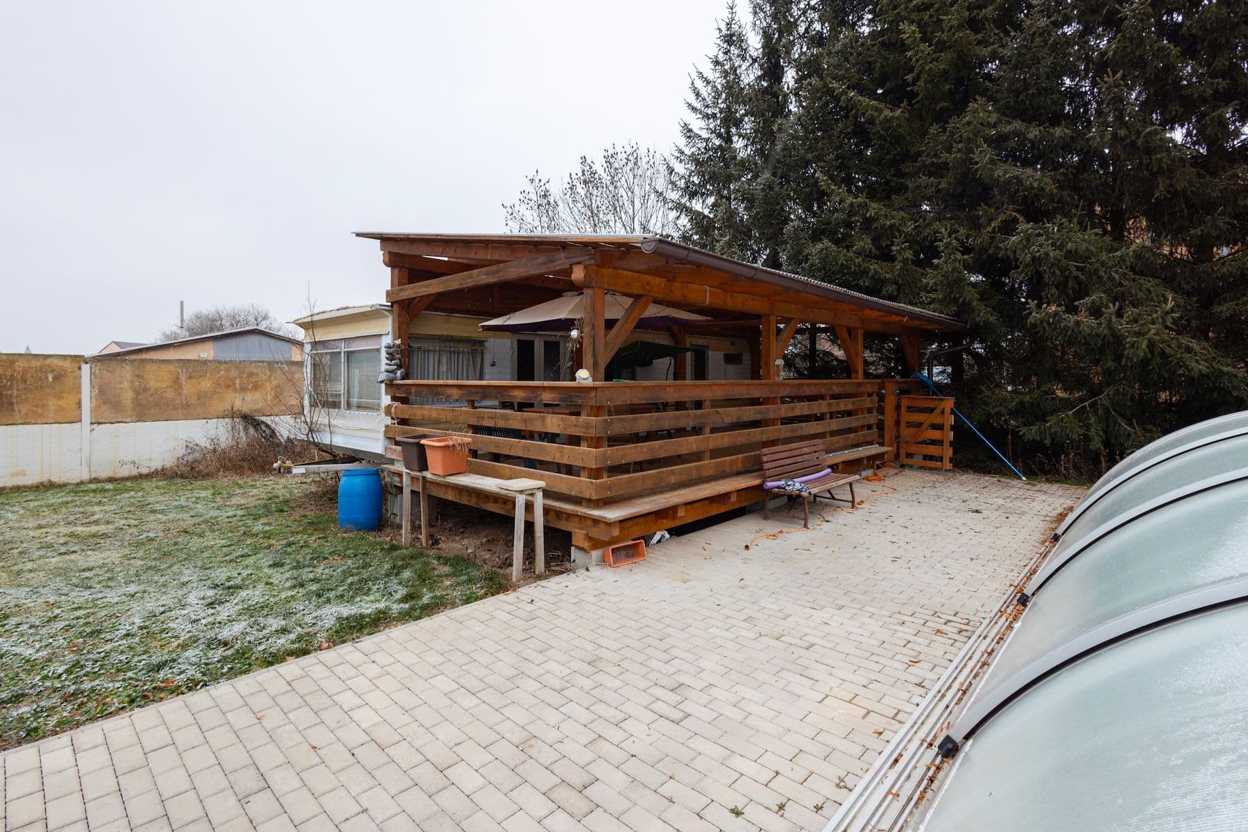 Prodej domu 85 m², pozemek 1.200 m², Krátká, Jesenice, Středočeský kraj Prodej domu 85 m², pozemek 1.200 m², Krátká, Jesenice, Středočeský kraj