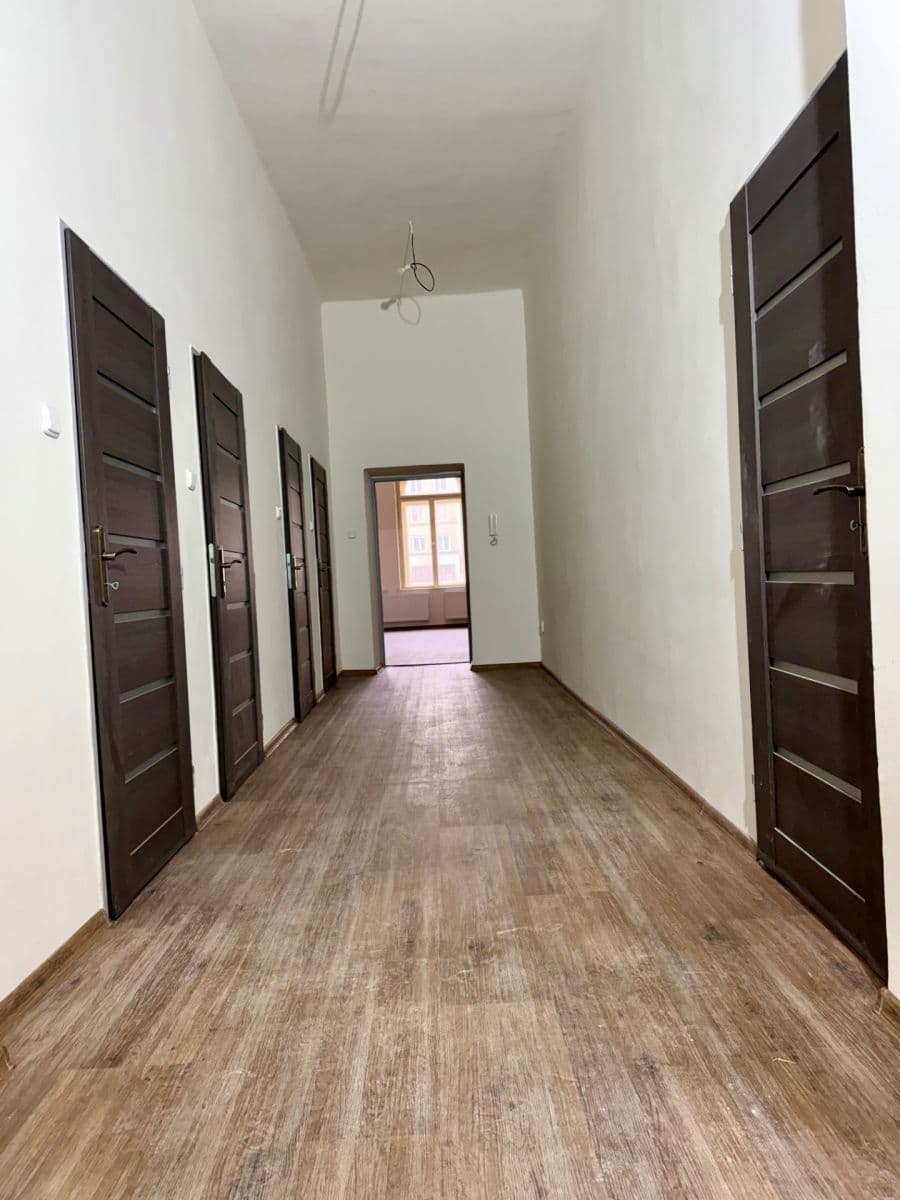 Pronájem bytu 5+1 166 m², Zámecká, Ostrava, Moravskoslezský kraj Pronájem bytu 5+1 166 m², Zámecká, Ostrava, Moravskoslezský kraj