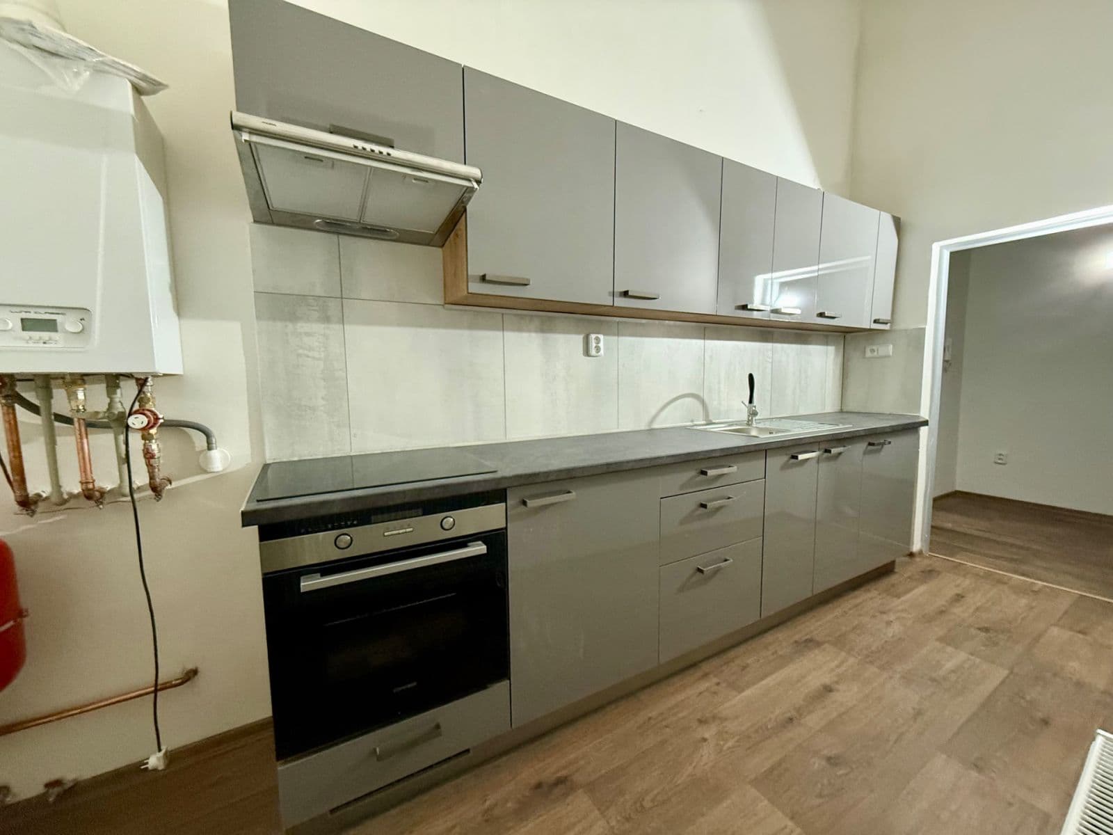 Pronájem bytu 5+1 166 m², Zámecká, Ostrava, Moravskoslezský kraj Pronájem bytu 5+1 166 m², Zámecká, Ostrava, Moravskoslezský kraj