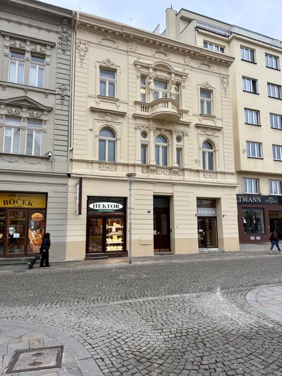 Pronájem bytu 5+1 166 m², Zámecká, Ostrava, Moravskoslezský kraj Pronájem bytu 5+1 166 m², Zámecká, Ostrava, Moravskoslezský kraj