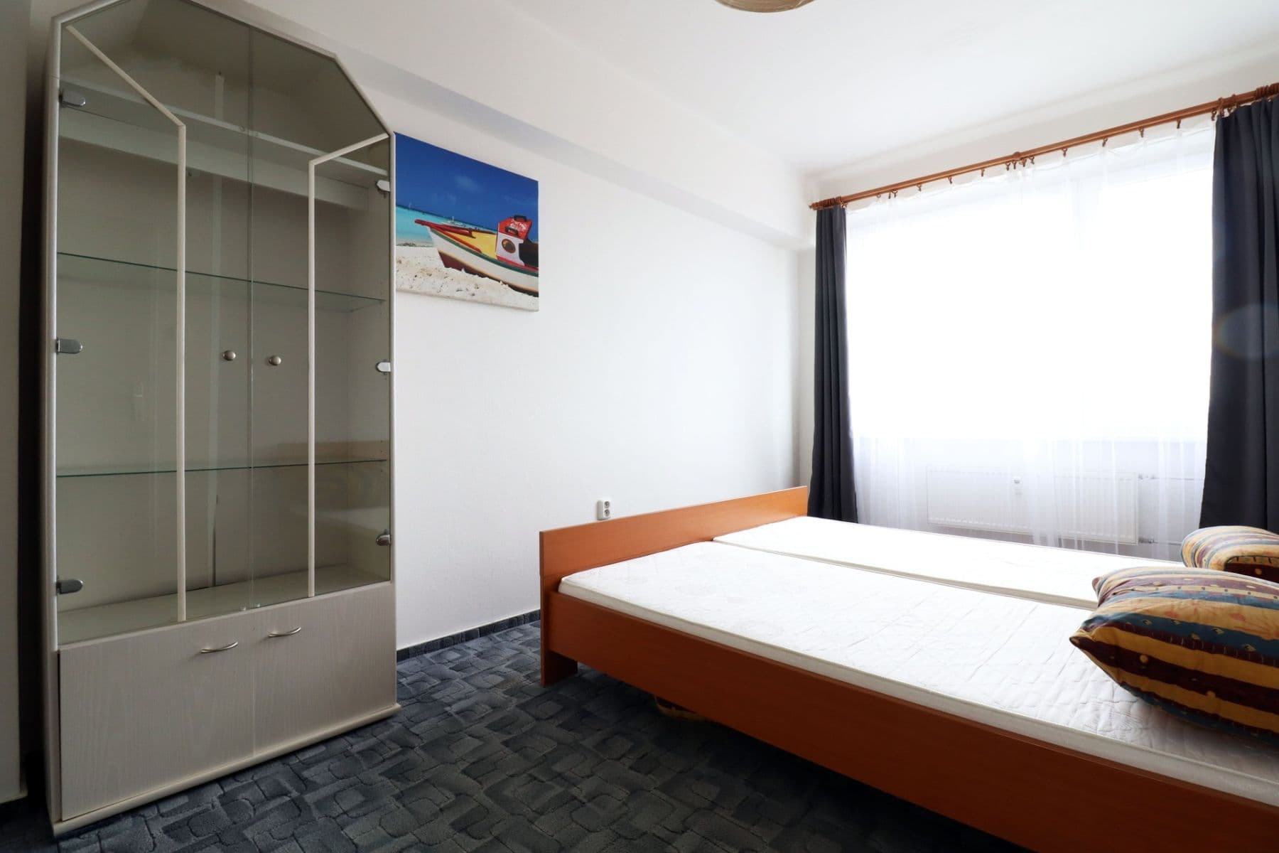 Pronájem bytu 2+kk 49 m², Červené Vršky, Benešov, Středočeský kraj Pronájem bytu 2+kk 49 m², Červené Vršky, Benešov, Středočeský kraj