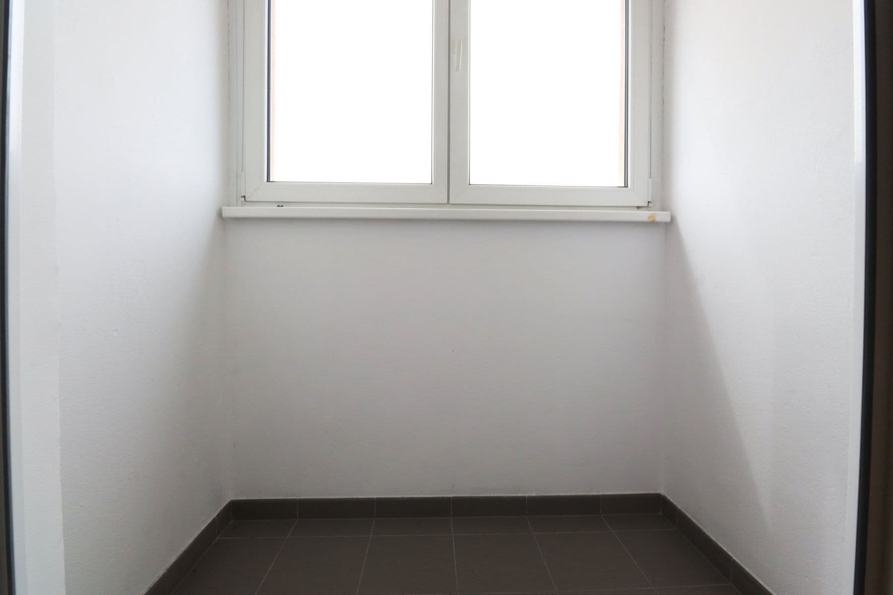 Pronájem bytu 2+kk 37 m², Topolová, Praha, Praha Pronájem bytu 2+kk 37 m², Topolová, Praha, Praha