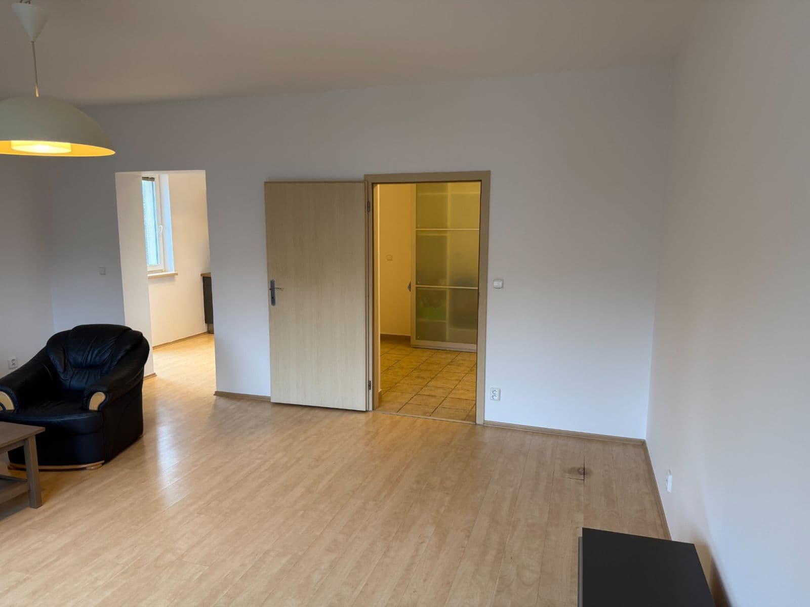 Pronájem bytu 2+1 65 m², Zdeňka Lhoty, Černošice, Středočeský kraj Pronájem bytu 2+1 65 m², Zdeňka Lhoty, Černošice, Středočeský kraj