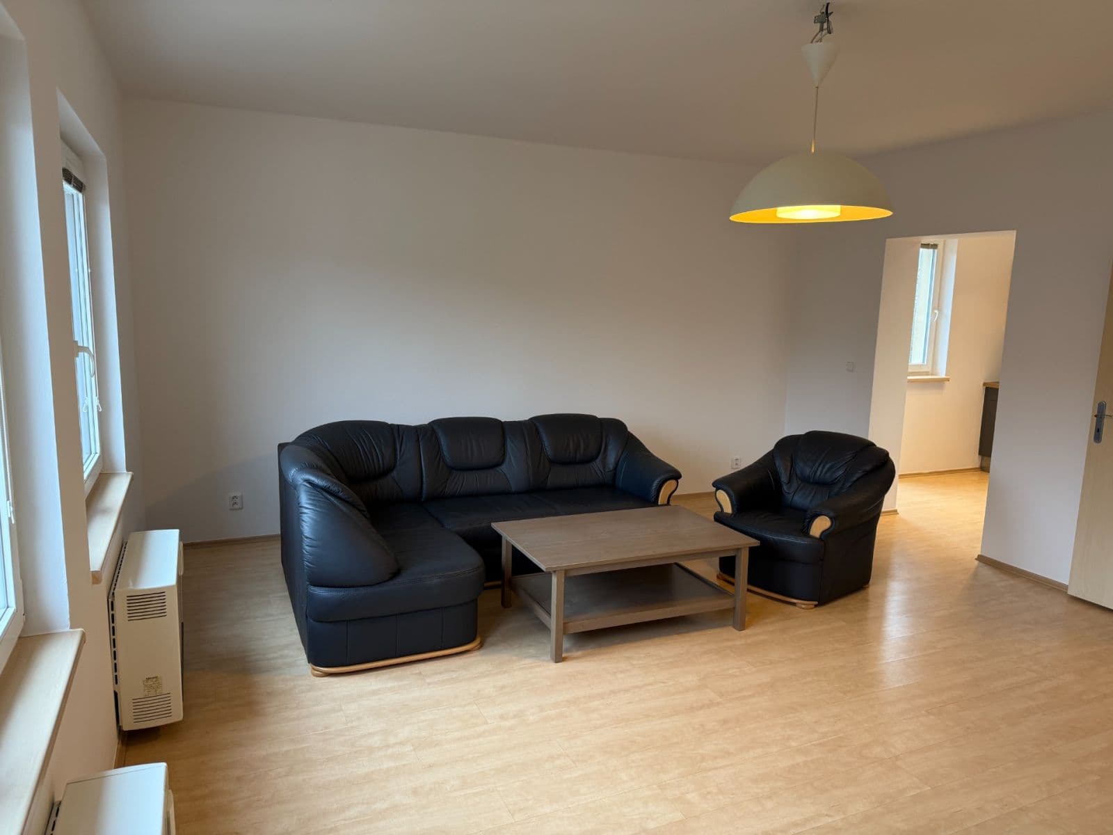 Pronájem bytu 2+1 65 m², Zdeňka Lhoty, Černošice, Středočeský kraj Pronájem bytu 2+1 65 m², Zdeňka Lhoty, Černošice, Středočeský kraj