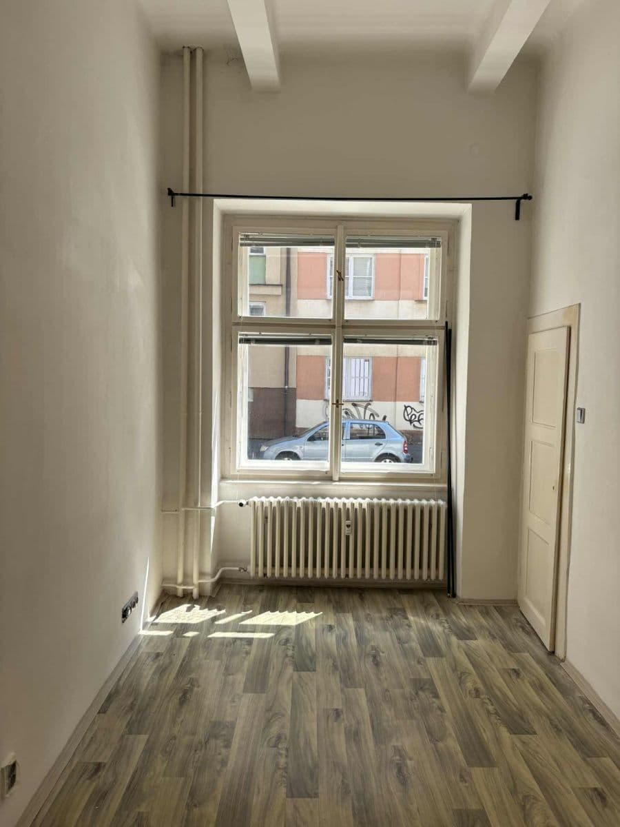 Pronájem bytu 2+1 48 m², Na Louži, Praha, Praha Pronájem bytu 2+1 48 m², Na Louži, Praha, Praha