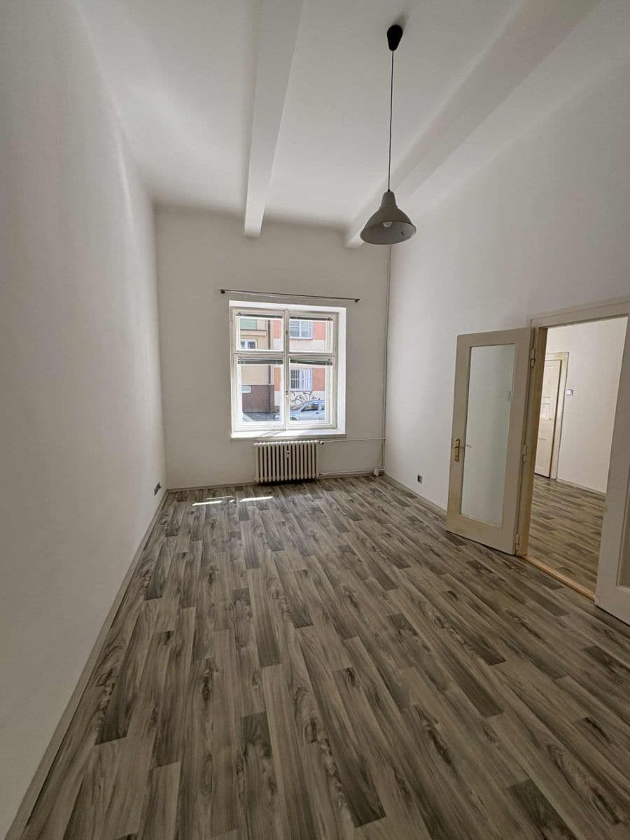 Pronájem bytu 2+1 48 m², Na Louži, Praha, Praha Pronájem bytu 2+1 48 m², Na Louži, Praha, Praha