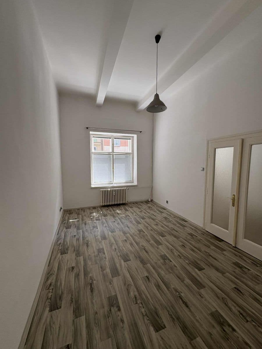 Pronájem bytu 2+1 48 m², Na Louži, Praha, Praha Pronájem bytu 2+1 48 m², Na Louži, Praha, Praha