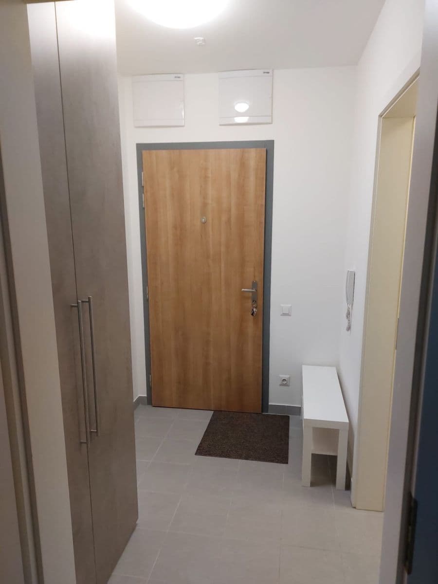 Pronájem bytu 1+kk 39 m², Na Vackově, Praha, Praha Pronájem bytu 1+kk 39 m², Na Vackově, Praha, Praha