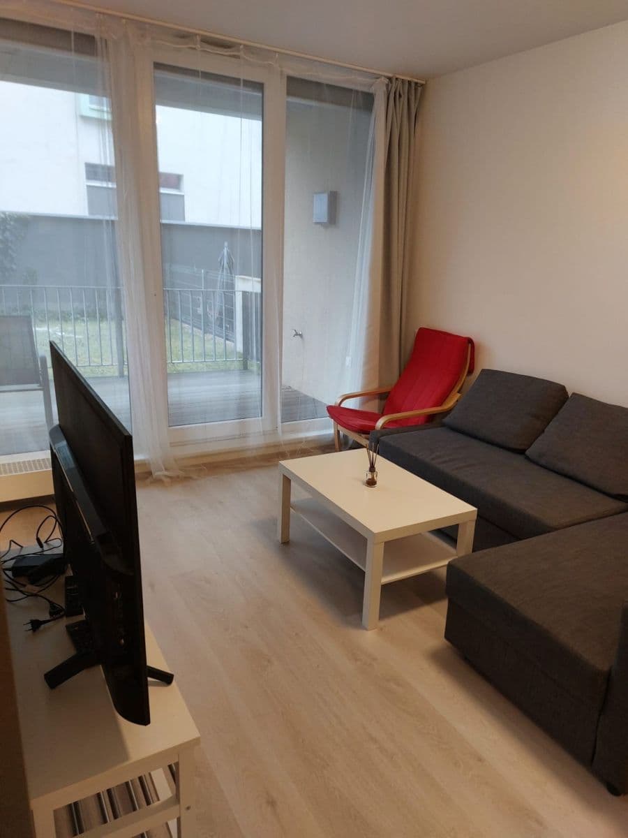 Pronájem bytu 1+kk 39 m², Na Vackově, Praha, Praha Pronájem bytu 1+kk 39 m², Na Vackově, Praha, Praha