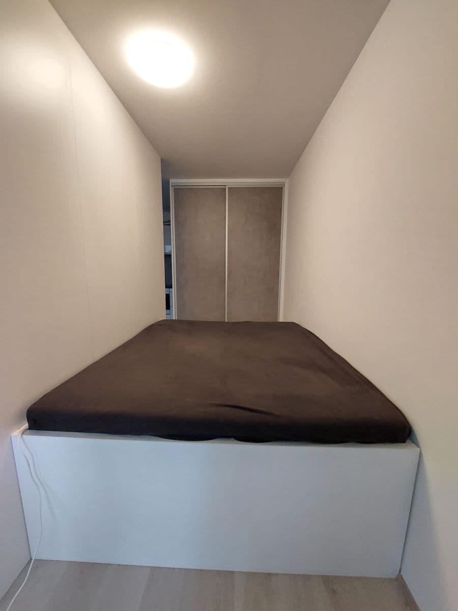 Pronájem bytu 1+kk 39 m², Na Vackově, Praha, Praha Pronájem bytu 1+kk 39 m², Na Vackově, Praha, Praha