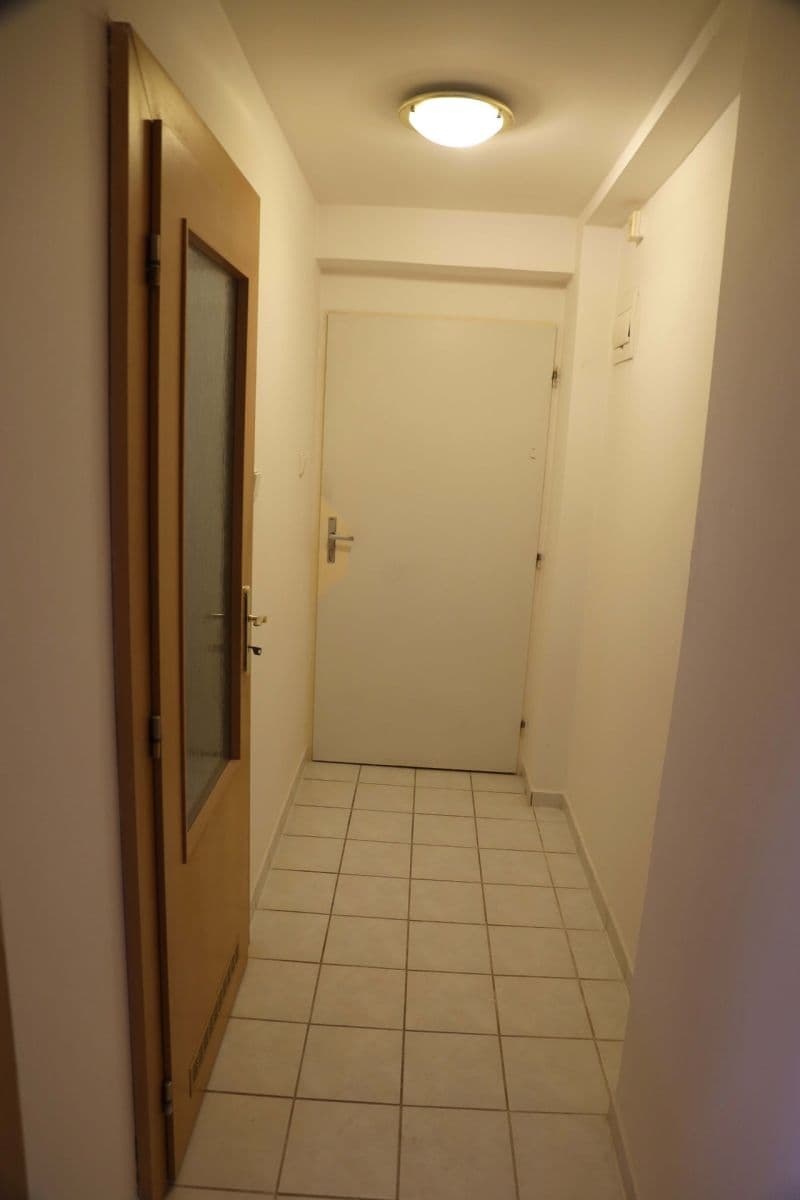 Pronájem bytu 2+kk 64 m², Halenkovská, Praha, Praha Pronájem bytu 2+kk 64 m², Halenkovská, Praha, Praha