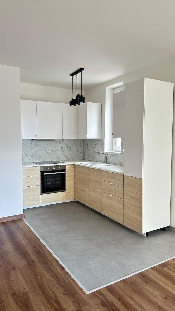 Pronájem bytu 3+kk 85 m², Pastevců, Praha, Praha Pronájem bytu 3+kk 85 m², Pastevců, Praha, Praha
