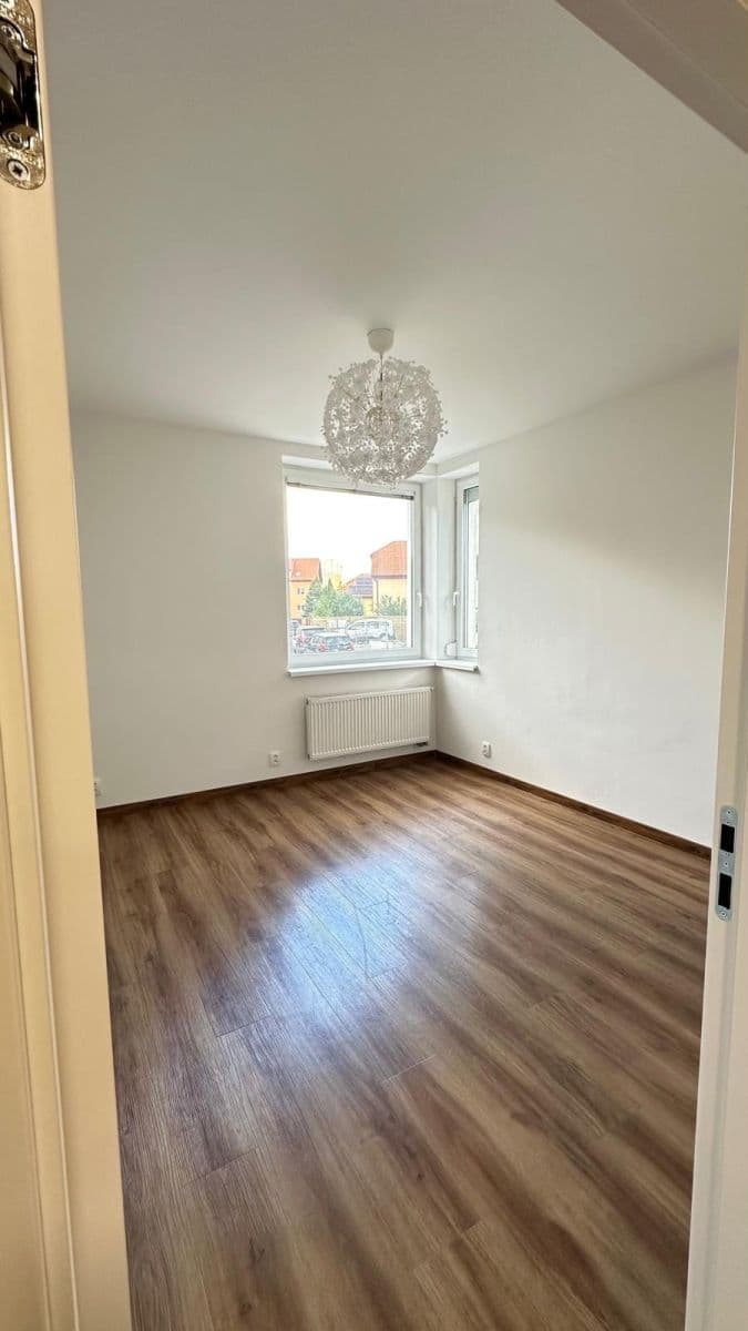 Pronájem bytu 3+kk 85 m², Pastevců, Praha, Praha Pronájem bytu 3+kk 85 m², Pastevců, Praha, Praha