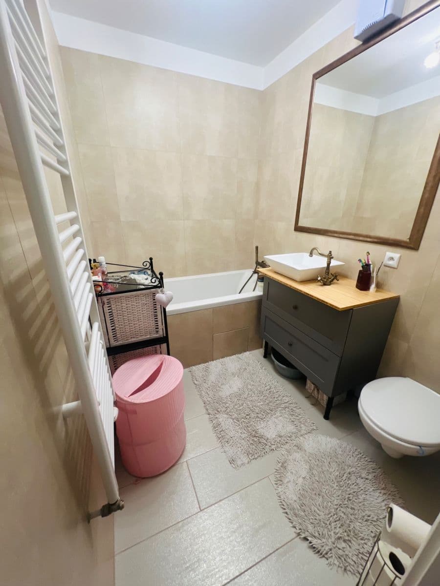 Pronájem bytu 1+1 35 m², Bystrická, Devínska Nová Ves, Bratislavský kraj Pronájem bytu 1+1 35 m², Bystrická, Devínska Nová Ves, Bratislavský kraj