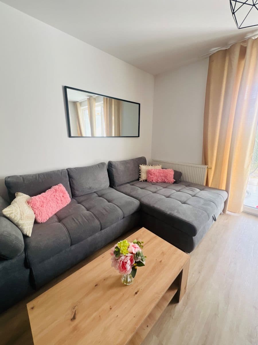 Pronájem bytu 1+1 35 m², Bystrická, Devínska Nová Ves, Bratislavský kraj Pronájem bytu 1+1 35 m², Bystrická, Devínska Nová Ves, Bratislavský kraj