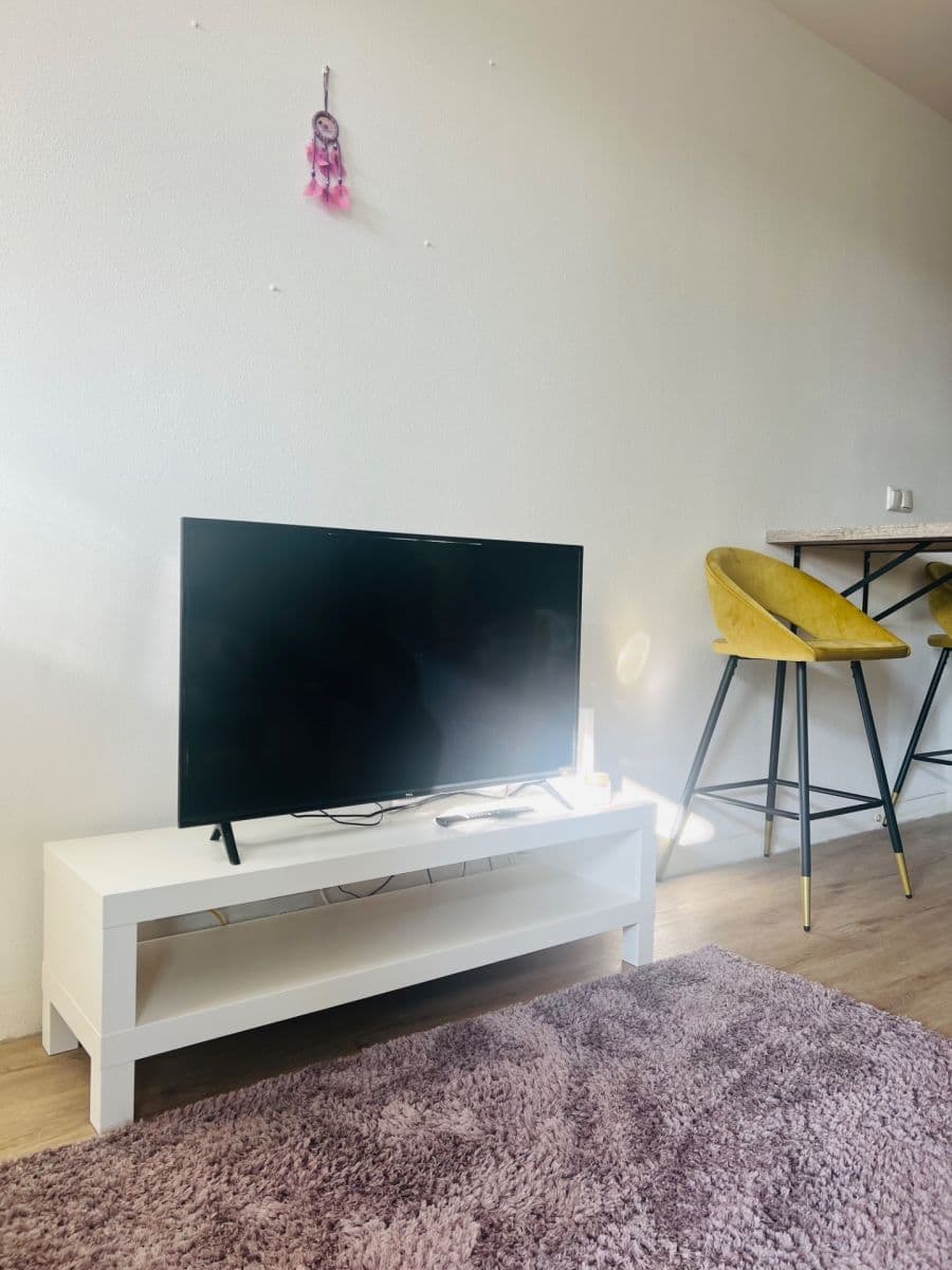 Pronájem bytu 1+1 35 m², Bystrická, Devínska Nová Ves, Bratislavský kraj Pronájem bytu 1+1 35 m², Bystrická, Devínska Nová Ves, Bratislavský kraj