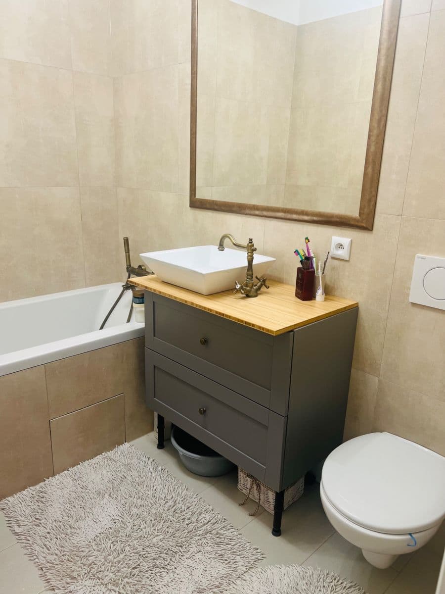 Pronájem bytu 1+1 35 m², Bystrická, Devínska Nová Ves, Bratislavský kraj Pronájem bytu 1+1 35 m², Bystrická, Devínska Nová Ves, Bratislavský kraj