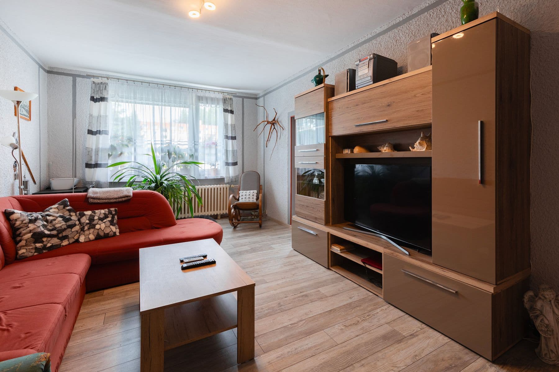 Prodej bytu 3+1 82 m², Poštovní, Desná, Liberecký kraj Prodej bytu 3+1 82 m², Poštovní, Desná, Liberecký kraj