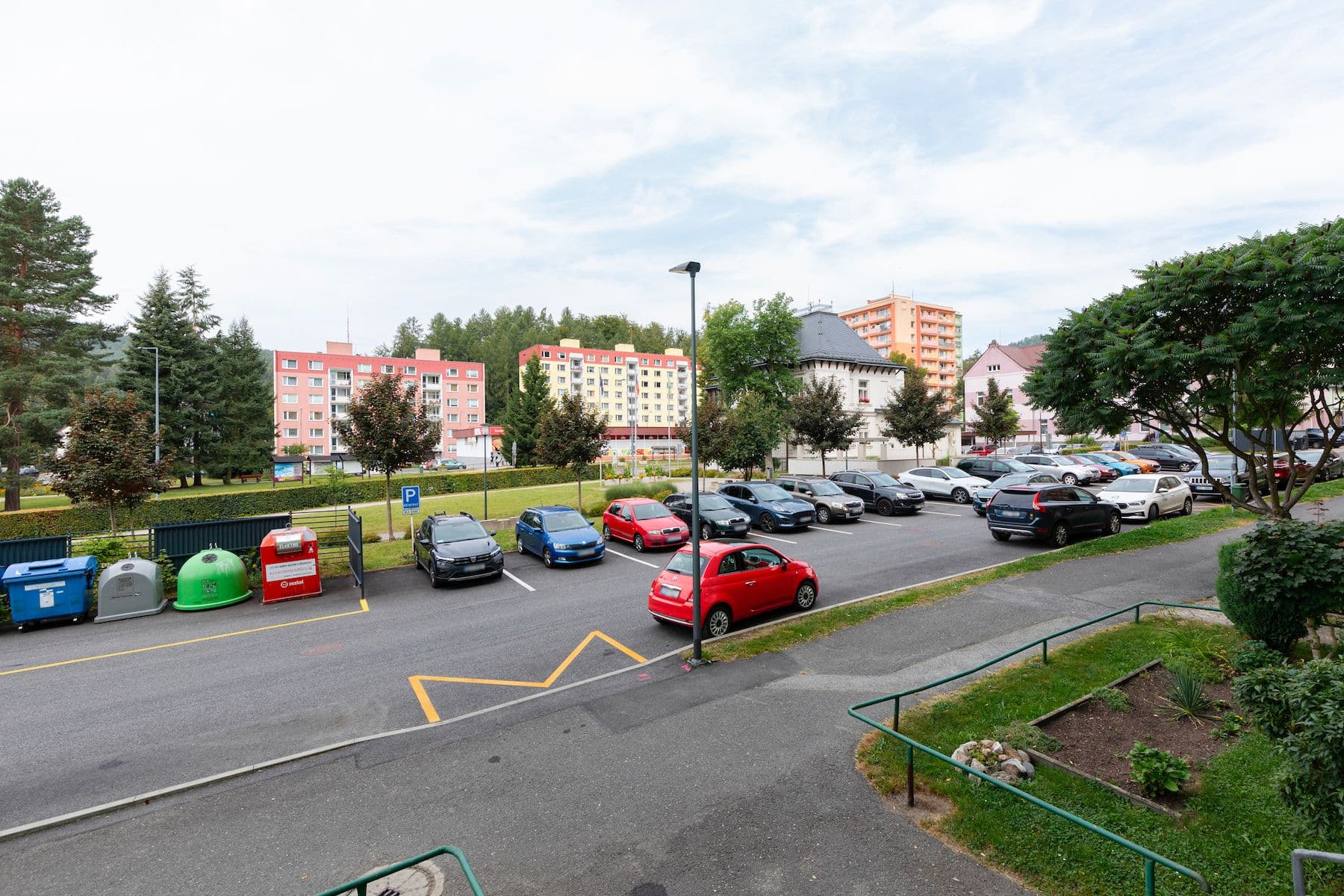 Prodej bytu 3+1 82 m², Poštovní, Desná, Liberecký kraj Prodej bytu 3+1 82 m², Poštovní, Desná, Liberecký kraj