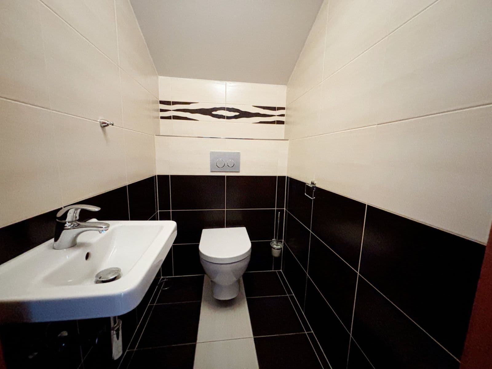 Pronájem domu 185 m², pozemek 640 m², Zaječí, Praha, Praha Pronájem domu 185 m², pozemek 640 m², Zaječí, Praha, Praha