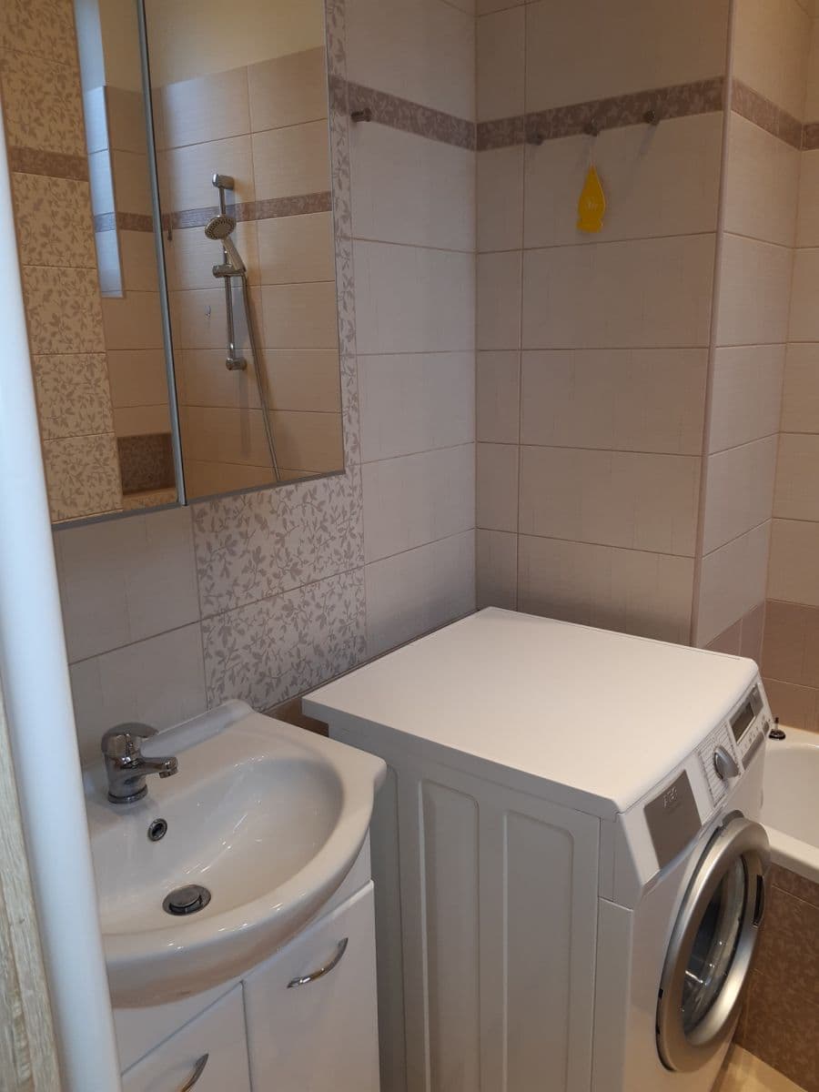 Pronájem bytu 1+kk 28 m², Plzeňská, Králův Dvůr, Středočeský kraj Pronájem bytu 1+kk 28 m², Plzeňská, Králův Dvůr, Středočeský kraj