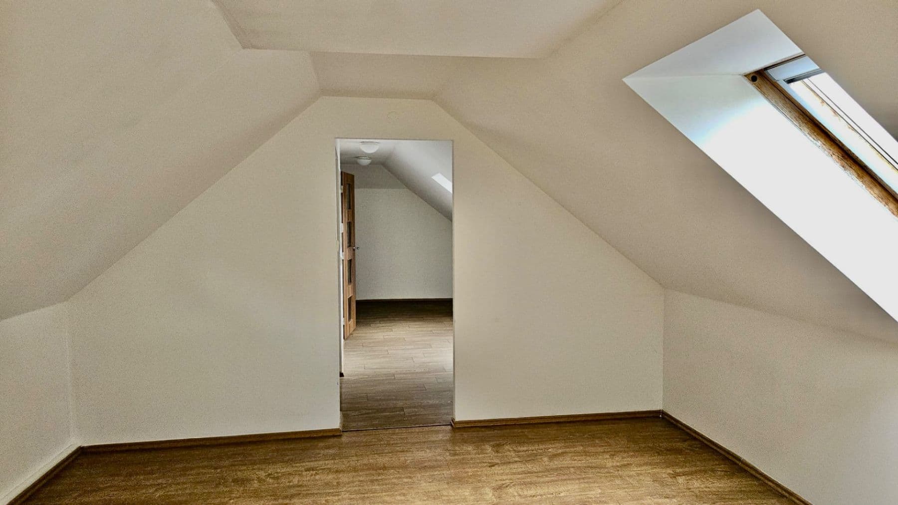Pronájem bytu 2+kk 40 m², Lodní náměstí, Litoměřice, Ústecký kraj Pronájem bytu 2+kk 40 m², Lodní náměstí, Litoměřice, Ústecký kraj