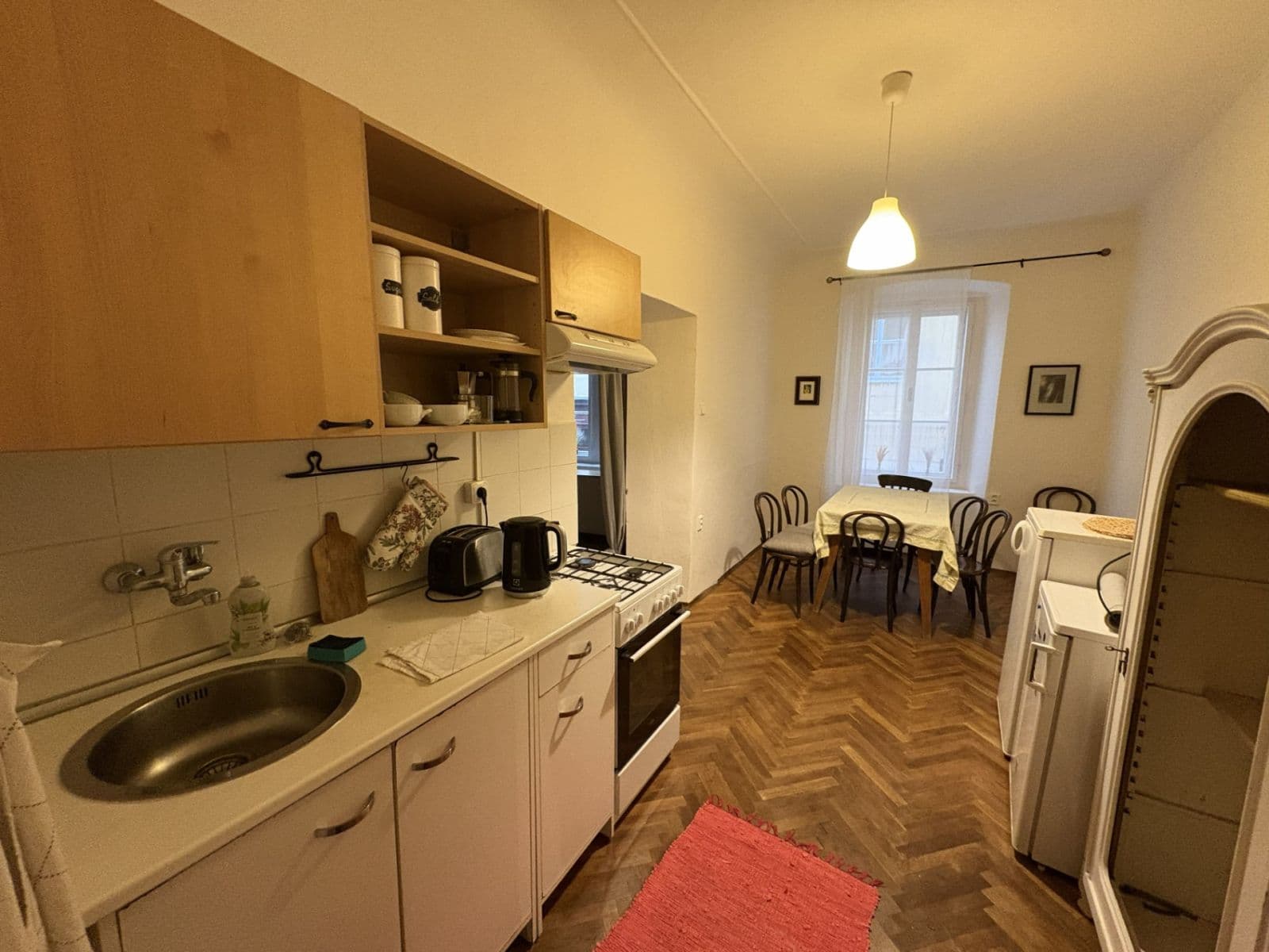 Pronájem bytu 2+1 105 m², Anenská, Praha, Praha Pronájem bytu 2+1 105 m², Anenská, Praha, Praha