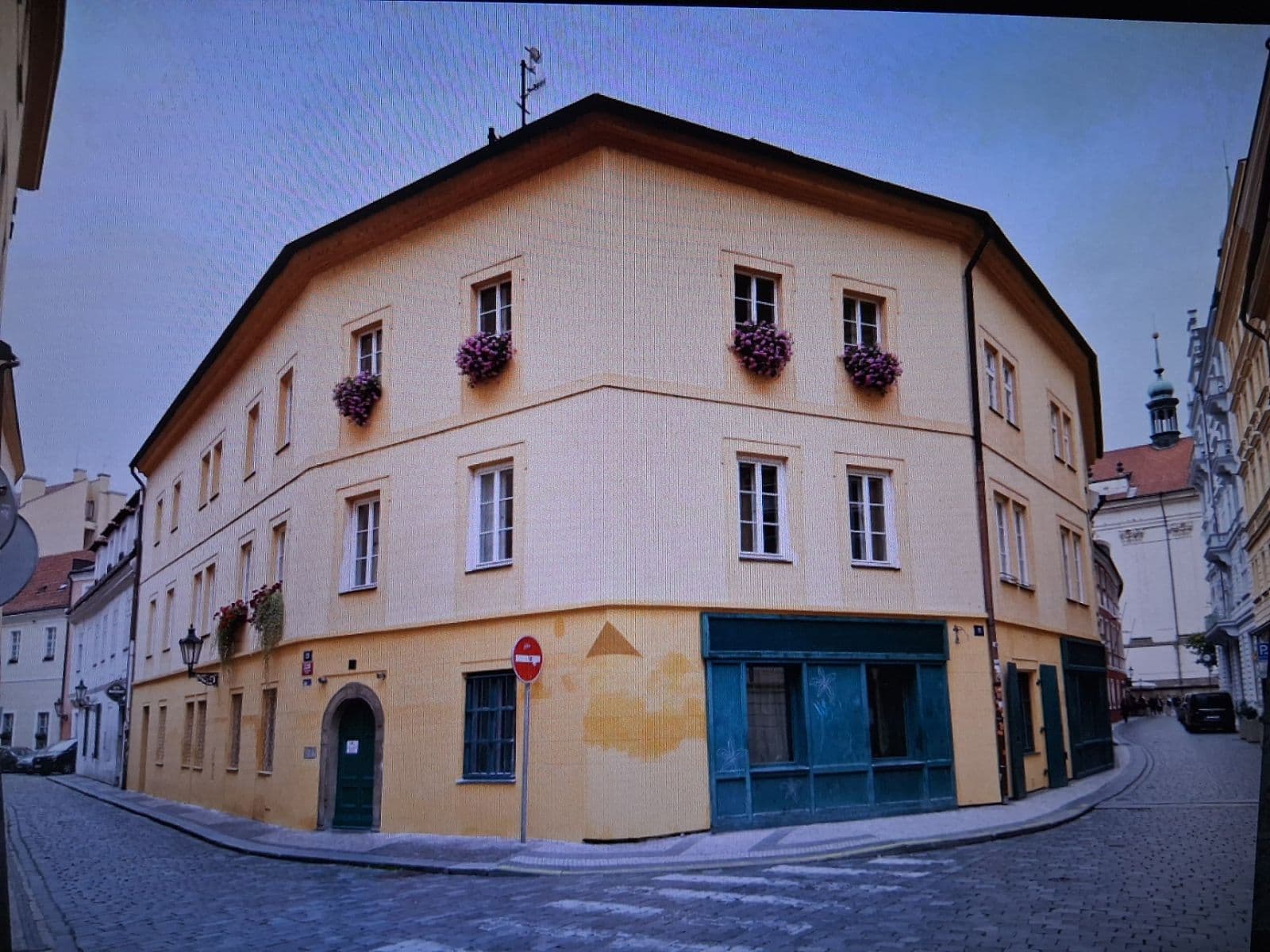 Pronájem bytu 2+1 105 m², Anenská, Praha, Praha Pronájem bytu 2+1 105 m², Anenská, Praha, Praha