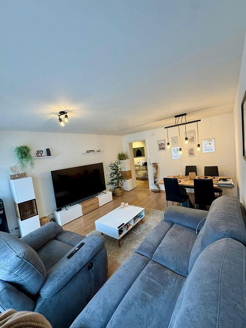 Pronájem bytu 3+1 60 m², Albstadt, Bádensko-Württembersko Pronájem bytu 3+1 60 m², Albstadt, Bádensko-Württembersko