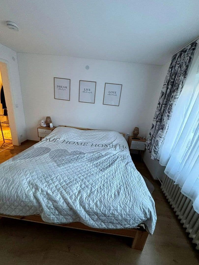 Pronájem bytu 3+1 60 m², Albstadt, Bádensko-Württembersko Pronájem bytu 3+1 60 m², Albstadt, Bádensko-Württembersko