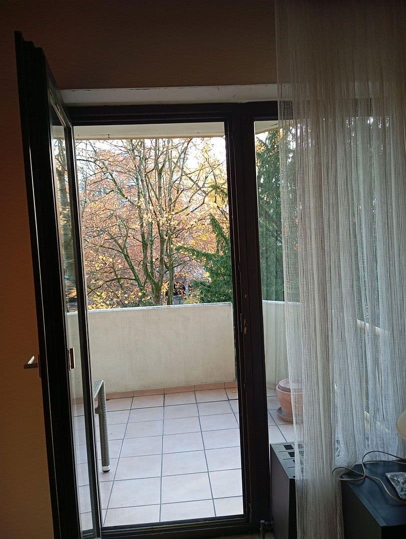 Prodej bytu 4+1 126 m², Wiesenau 30-32, Frankfurt, Hessen Prodej bytu 4+1 126 m², Wiesenau 30-32, Frankfurt, Hessen