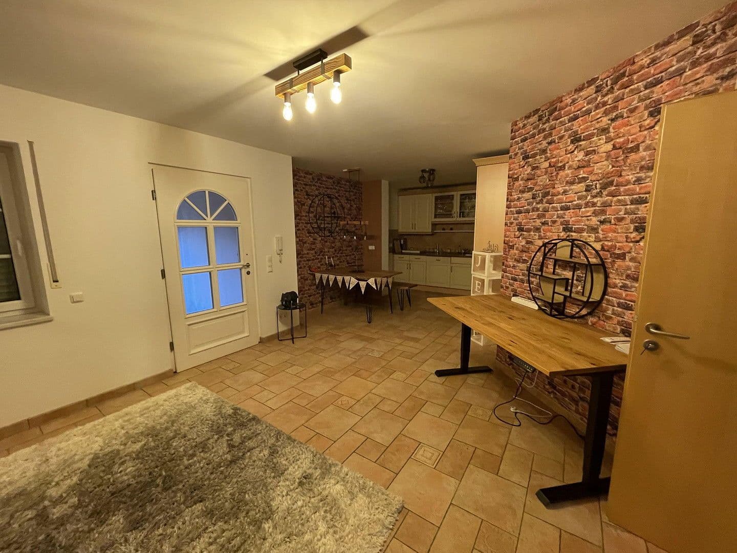 Prodej domu 317 m², pozemek 708 m², Flieden, Hessen Prodej domu 317 m², pozemek 708 m², Flieden, Hessen