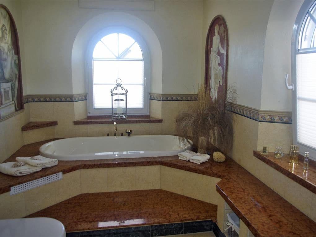 Prodej domu 317 m², pozemek 708 m², Flieden, Hessen Prodej domu 317 m², pozemek 708 m², Flieden, Hessen